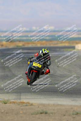 media/Aug-13-2023-CRA (Sun) [[1cfc37a6fb]]/Race 4 400 Superbike/Race/